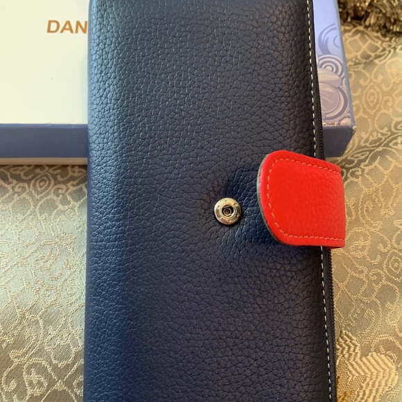 Italian Danielamoda leather wallet - Picture 8 of 9